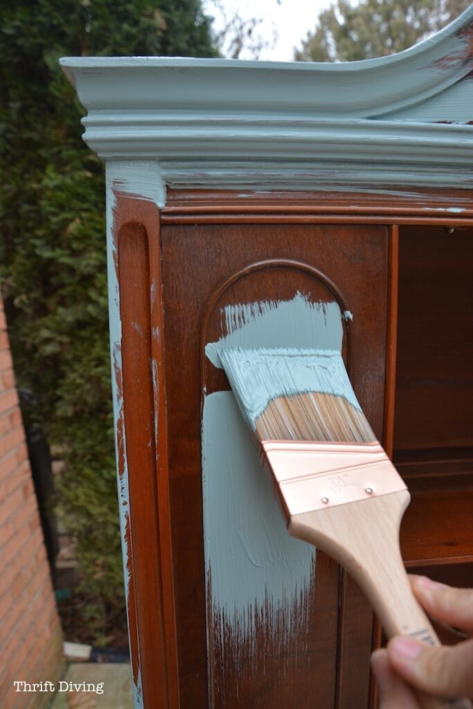 Common Mistakes People Make When Painting Their China Cabinet Hutch